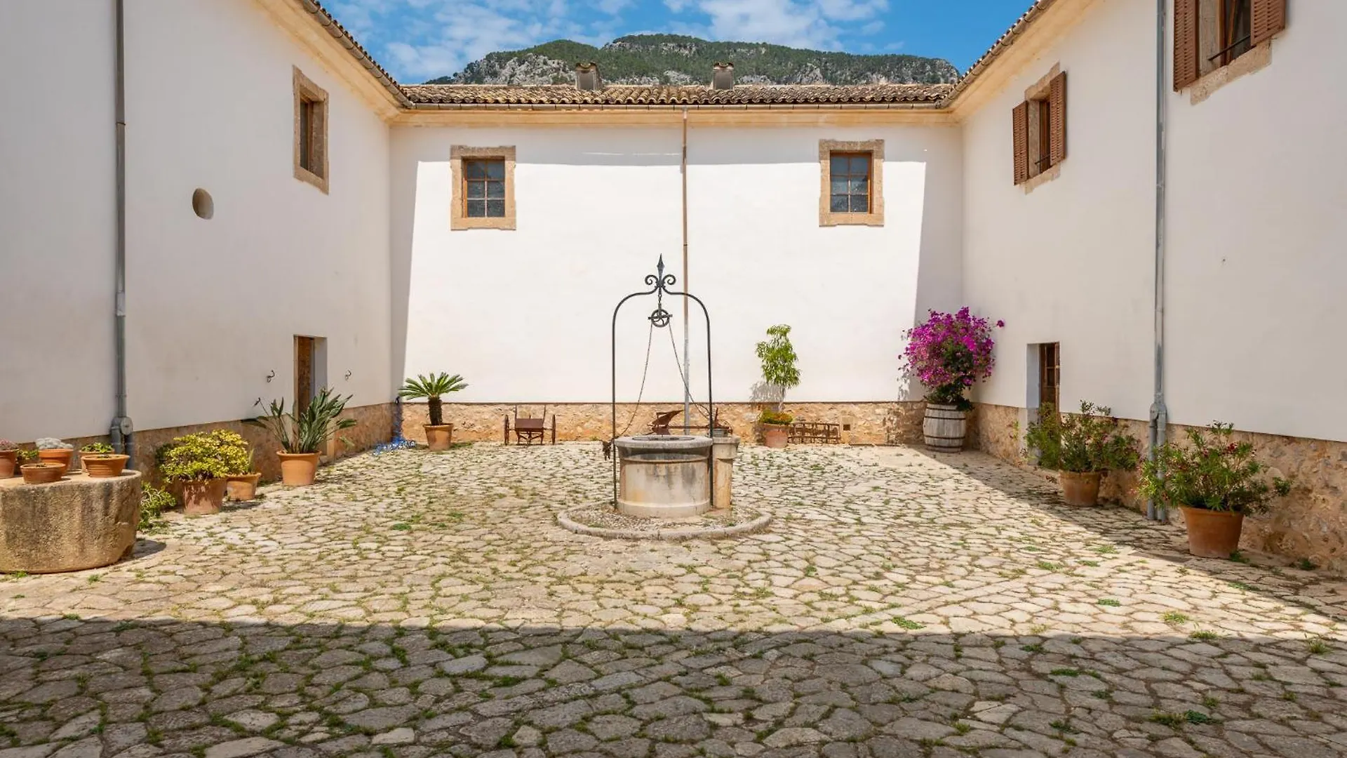 Farm stay Agroturismo Filicumis By Mhr Lloseta Spain